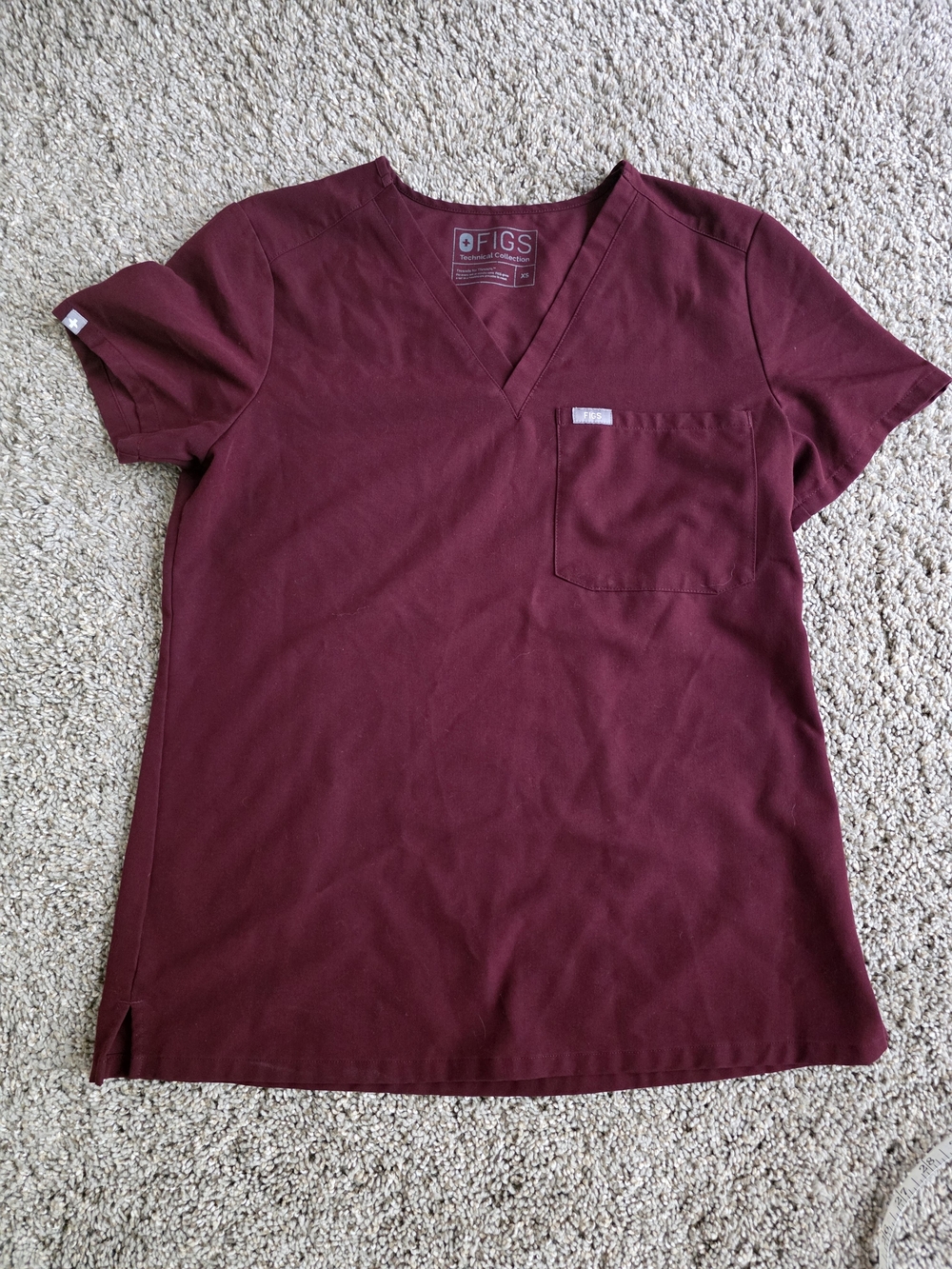 Figs Scrubs | Catarina Top | XS | Maroon